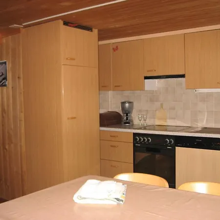 Apartamento Uf Em Stutz 1 *